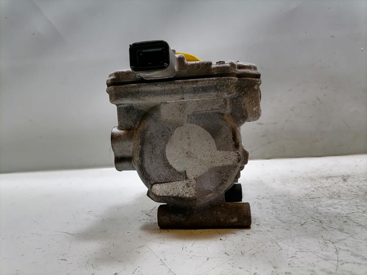 Toyota Auris 2 original Klimakompressor 1,8 Hybrid 100KW Bj.2018
